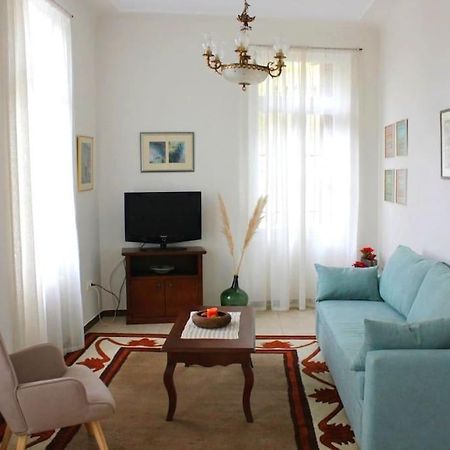 Calliope'S Neoclassical Home In The Heart Of Plaka Atena Exterior foto