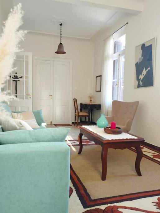 Calliope'S Neoclassical Home In The Heart Of Plaka Atena Exterior foto