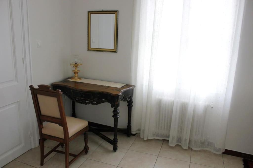 Calliope'S Neoclassical Home In The Heart Of Plaka Atena Exterior foto